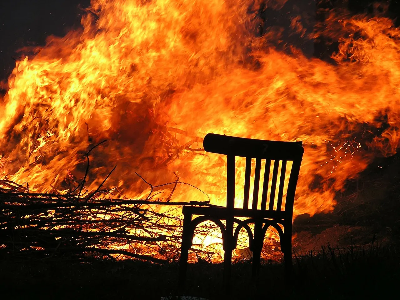 fire-175966_1280